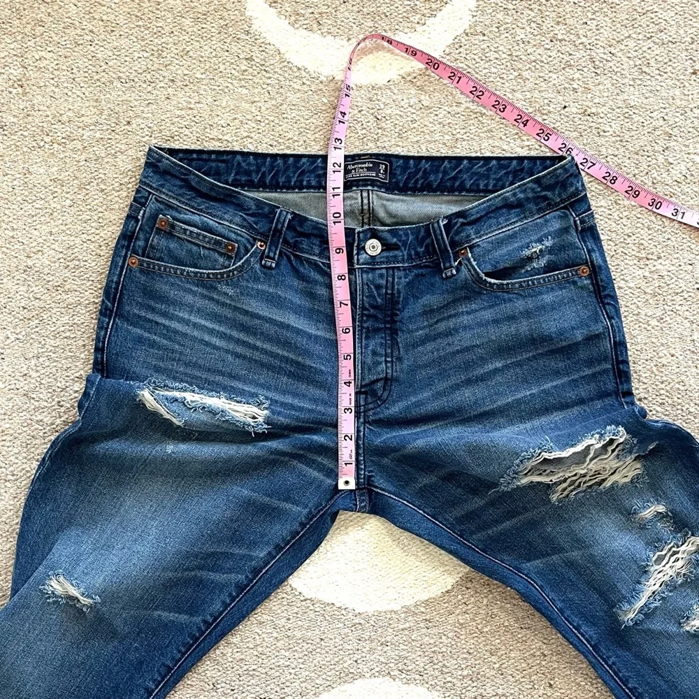 Abercrombie & Fitch Ames Slim Boyfriend Distressed Jeans Size 29/8